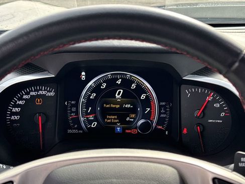 Used 2016 Chevrolet Corvette Z06 w/ 3LZ Preferred Equipment Group RWD image 16