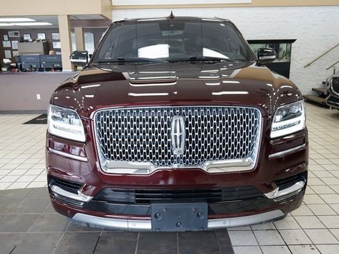 Used 2019 Lincoln Navigator Reserve image 22