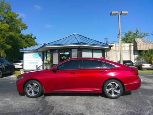 Used 2020 Honda Accord EX image 10