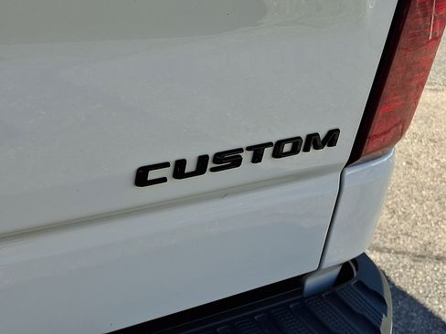Certified 2022 Chevrolet Silverado 1500 Custom w/ LPO, Dark Essentials Package AWD/4WD image 29