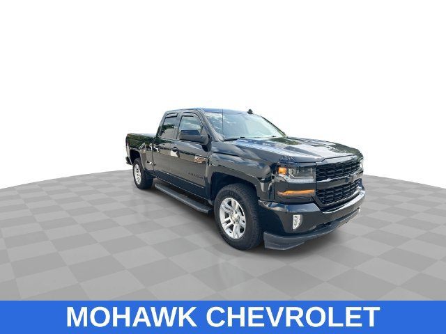 Used 2018 Chevrolet Silverado 1500 LT w/ All Star Edition AWD/4WD image 2