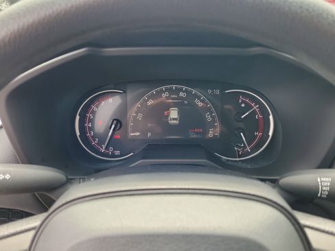 Used 2025 Toyota RAV4 LE FWD image 20