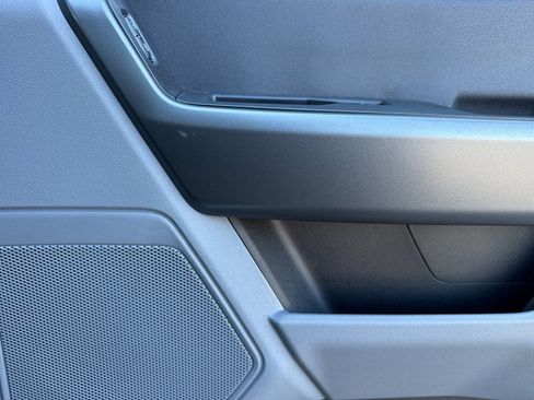 New 2025 Ford F250 XLT w/ F-250 >10K GVWR Package image 16