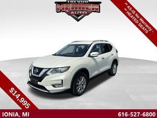 Used 2017 Nissan Rogue SV FWD 360° Tour