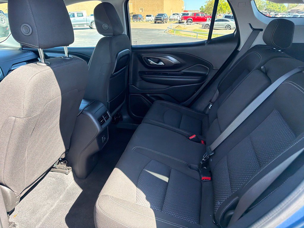 Used 2024 GMC Terrain SLE w/ Driver Convenience Package FWD image 20