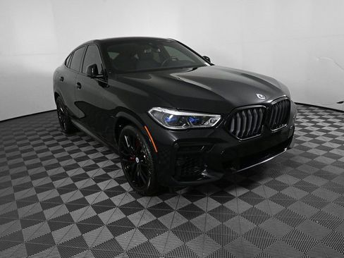 Used 2022 BMW X6 M50i w/ Executive Package image 23