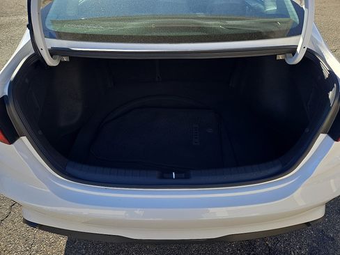 Certified 2023 Kia Forte LXS w/ LXS Technology Package image 28