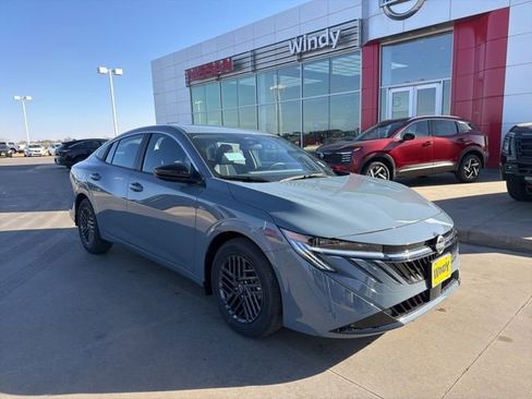 Used 2026 Nissan Sentra SV w/ Floor Mat Package image 1