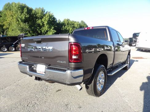 Used 2026 RAM 2500 Big Horn AWD/4WD image 7