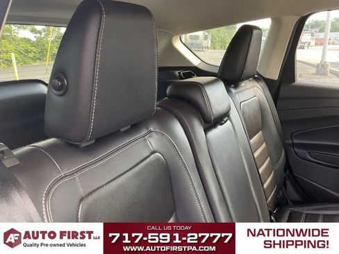 Used 2018 Ford Escape Titanium AWD/4WD image 14