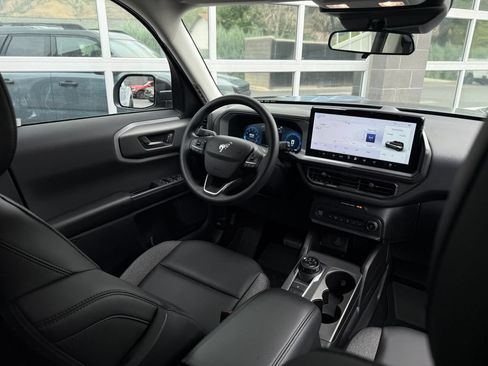 Used 2025 Ford Bronco Sport Big Bend w/ Black Appearance Package AWD/4WD image 39