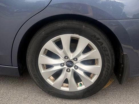 Used 2016 Subaru Legacy 2.5i Premium AWD/4WD image 9