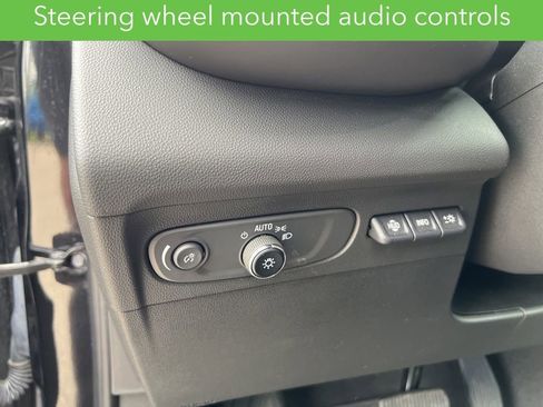 Used 2023 Buick Envision Avenir AWD/4WD image 19