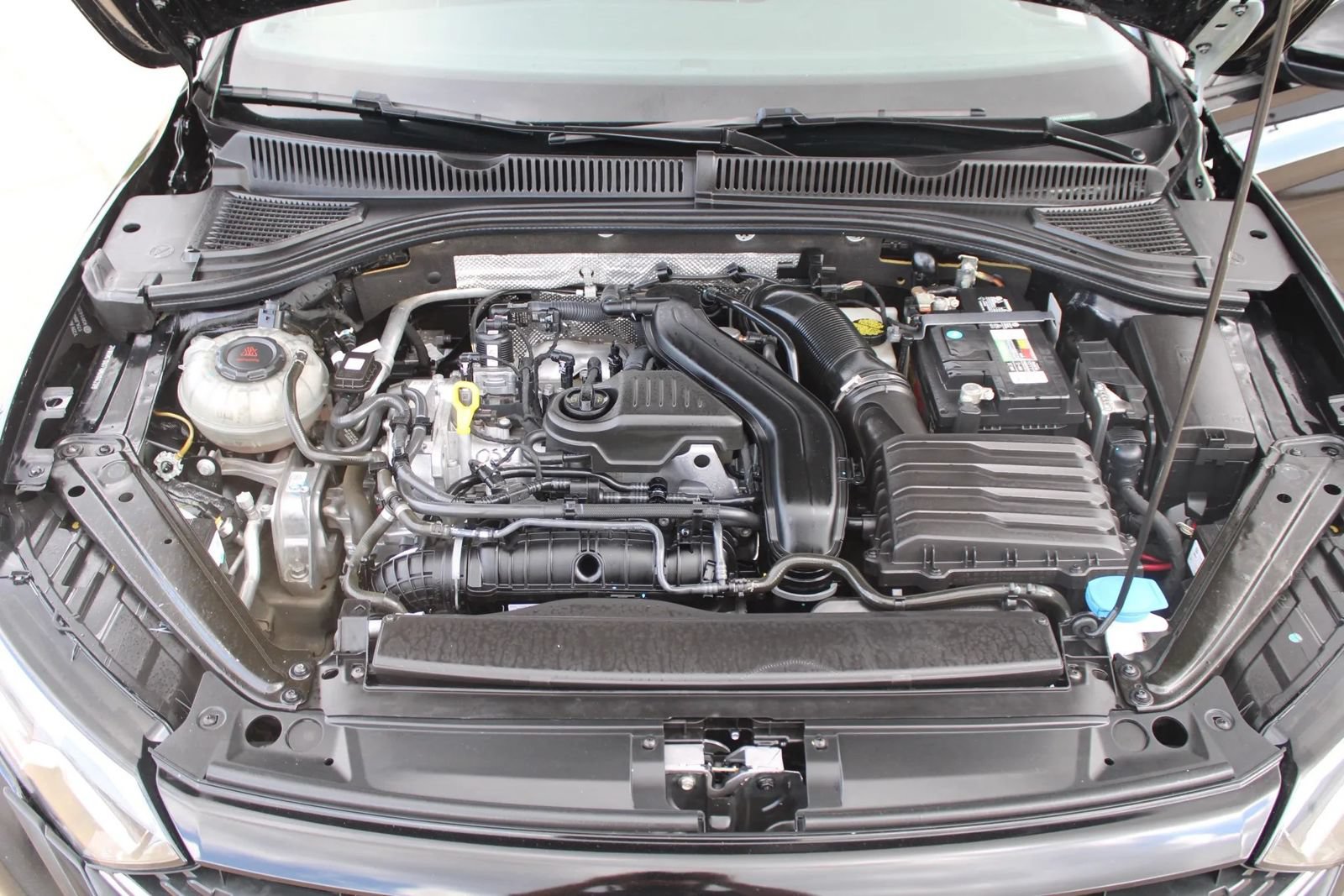 Used 2024 Volkswagen Jetta Sport FWD image 21