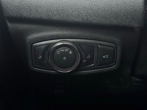 Used 2019 Lincoln MKC Select w/ Select Plus Package image 30