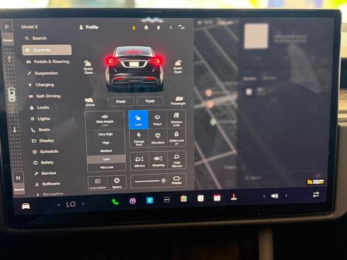 Used 2023 Tesla Model X AWD/4WD image 33