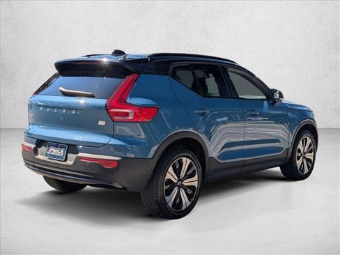 Used 2023 Volvo XC40 Recharge Plus w/ Protection Package Premier image 5