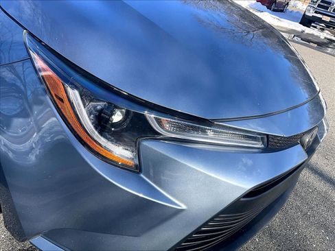 Used 2024 Toyota Corolla LE image 31