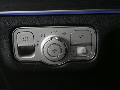 Certified 2023 Mercedes-Benz GLE 450 4MATIC image 9