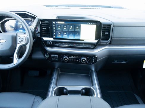 New 2026 Chevrolet Silverado 3500 LTZ w/ LTZ Convenience Package image 23