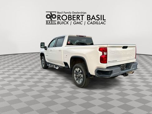 Used 2023 Chevrolet Silverado 2500 LT w/ Convenience Package AWD/4WD image 6