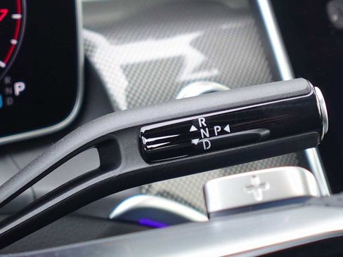 Used 2026 Mercedes-Benz GLC 300 4MATIC image 40