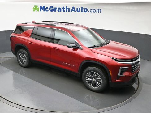 New 2026 Chevrolet Traverse LT w/ Driver Confidence Package image 3