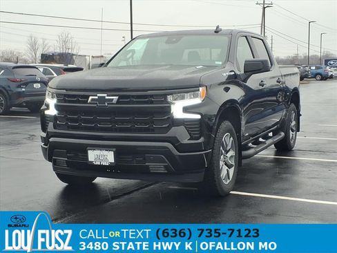 Used 2025 Chevrolet Silverado 1500 RST w/ Convenience Package II image 2