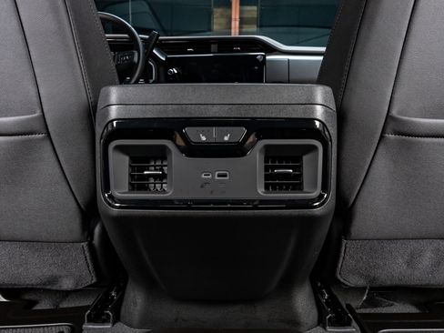 Used 2025 GMC Sierra 2500 AT4 w/ AT4 Premium Plus Package AWD/4WD image 33