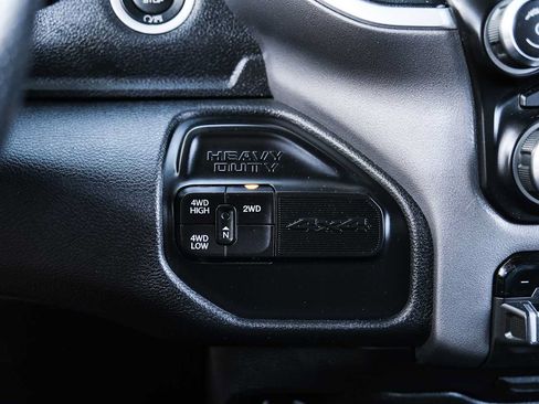 Used 2022 RAM 2500 Big Horn AWD/4WD image 45
