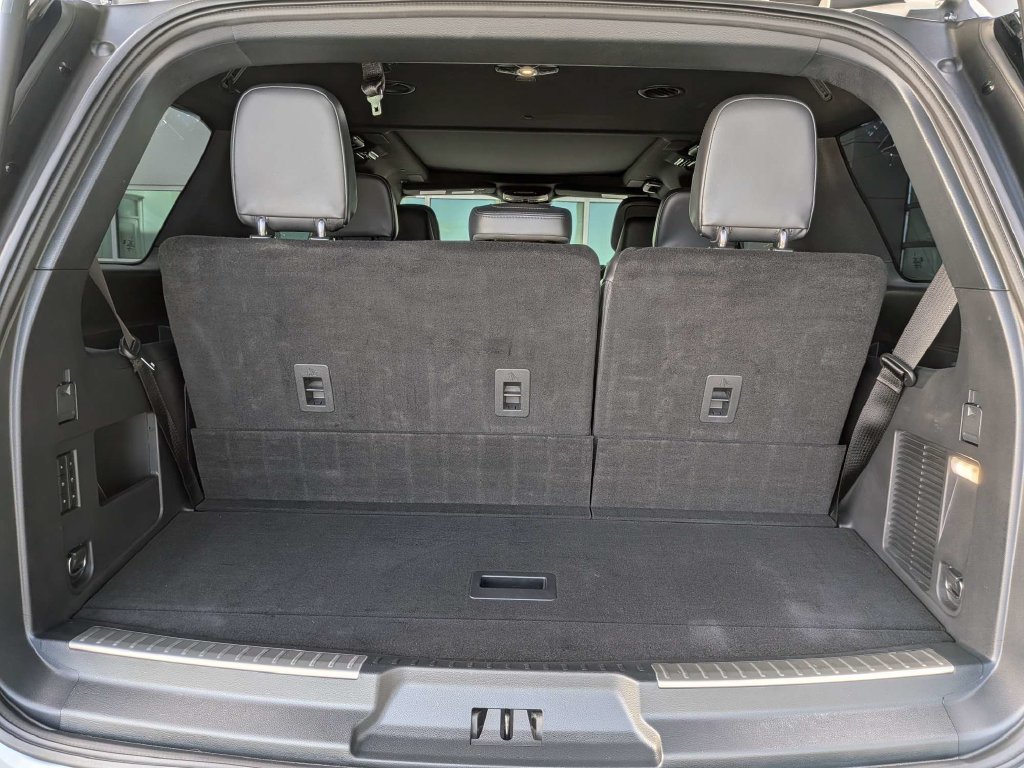 Certified 2024 Lincoln Navigator Reserve AWD/4WD image 12