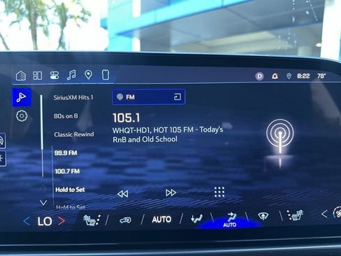 Used 2026 Chevrolet Equinox EV RS FWD image 25
