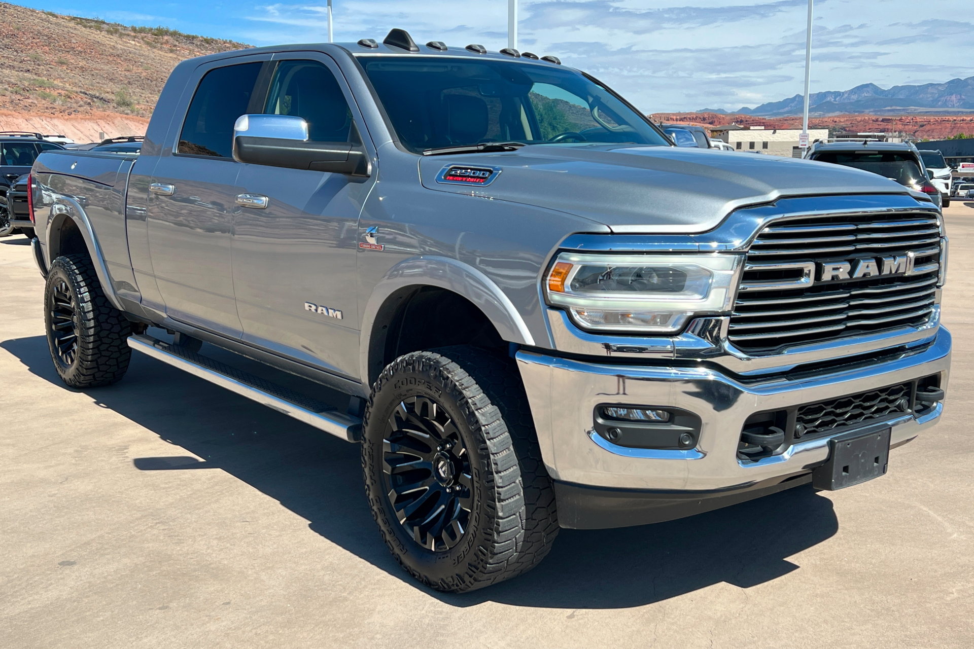 Used 2022 RAM 2500 Laramie w/ Snow Chief Group AWD/4WD image 7