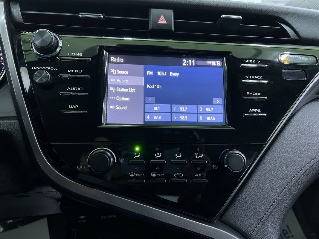 Used 2019 Toyota Camry LE FWD image 20