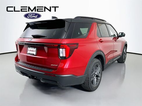 New 2026 Ford Explorer ST-Line w/ ST-Line Street Pack AWD/4WD image 6