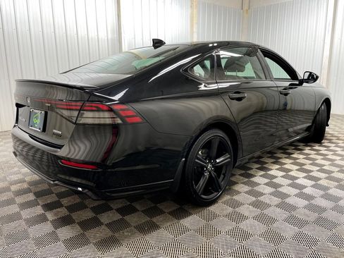 Used 2024 Honda Accord Sport image 18
