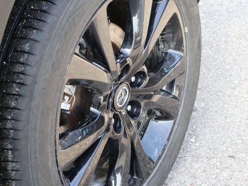 Used 2024 MAZDA CX-30 AWD 2.5 S w/ Preferred Package image 40