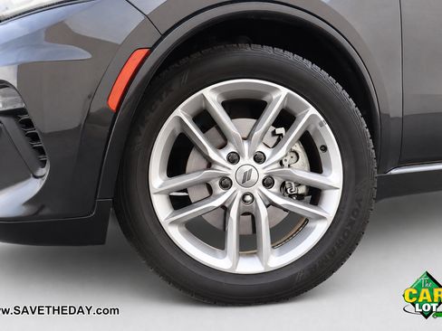 Used 2022 Dodge Durango GT RWD image 3