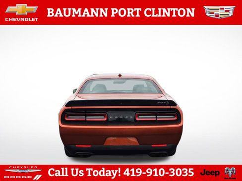 Used 2021 Dodge Challenger SRT Hellcat w/ Plus Package RWD image 8