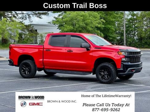 Used 2021 Chevrolet Silverado 1500 Custom Trail Boss w/ LPO, Dark Essentials Package AWD/4WD image 10