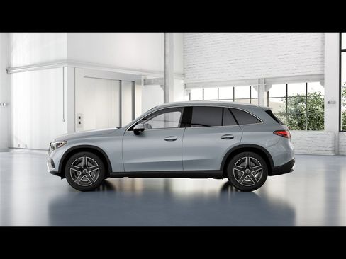 Certified 2026 Mercedes-Benz GLC 300 4MATIC image 29