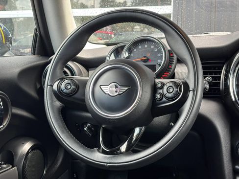 Used 2015 MINI Cooper 2-Door Hardtop FWD image 23