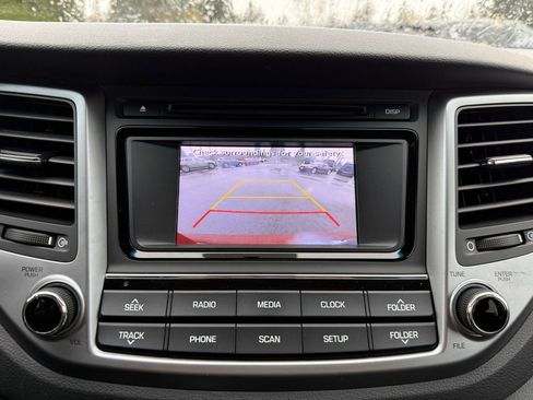 Used 2018 Hyundai Tucson SE image 27