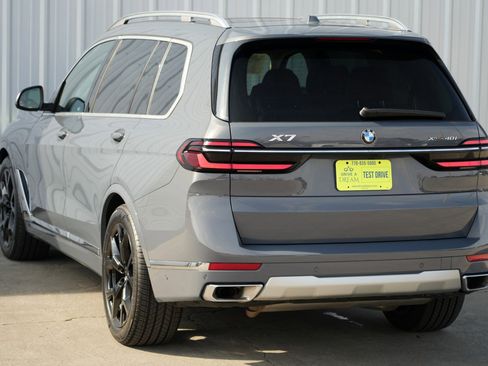 Used 2023 BMW X7 xDrive40i w/ Climate Comfort Package image 56
