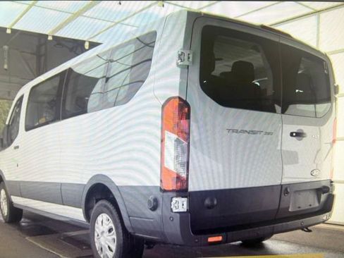 Used 2024 Ford Transit 350 XLT RWD image 2