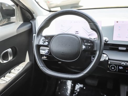 Used 2024 Hyundai Ioniq 5 SEL RWD image 14