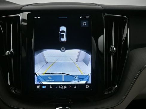 Used 2025 Volvo XC60 B5 Plus w/ Protection Package Premier image 20