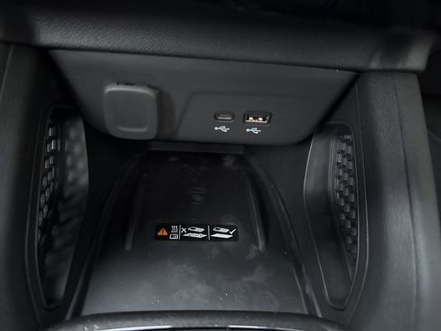 New 2025 Chevrolet TrailBlazer RS w/ Convenience Package image 23