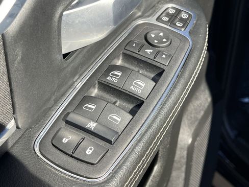 Used 2024 RAM 2500 Big Horn w/ Bed Utility Group image 20