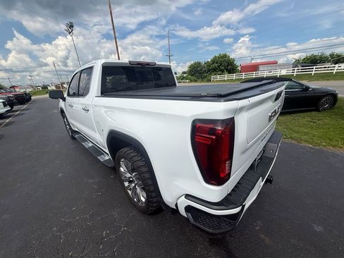 Used 2022 GMC Sierra 1500 Denali w/ Technology Package AWD/4WD image 6